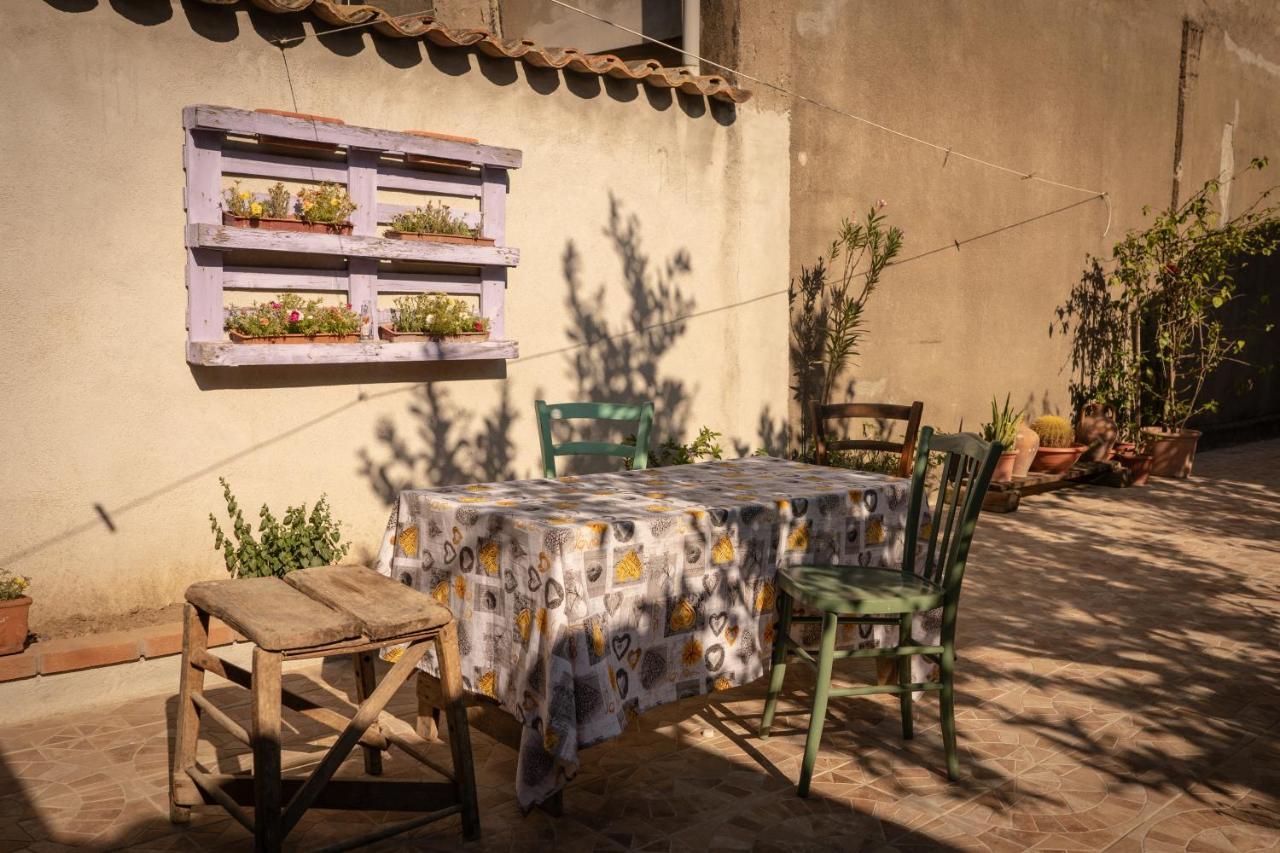 Musei Sa Domu De Ladiri - Matrimoniale Con Giardino B&B 외부 사진