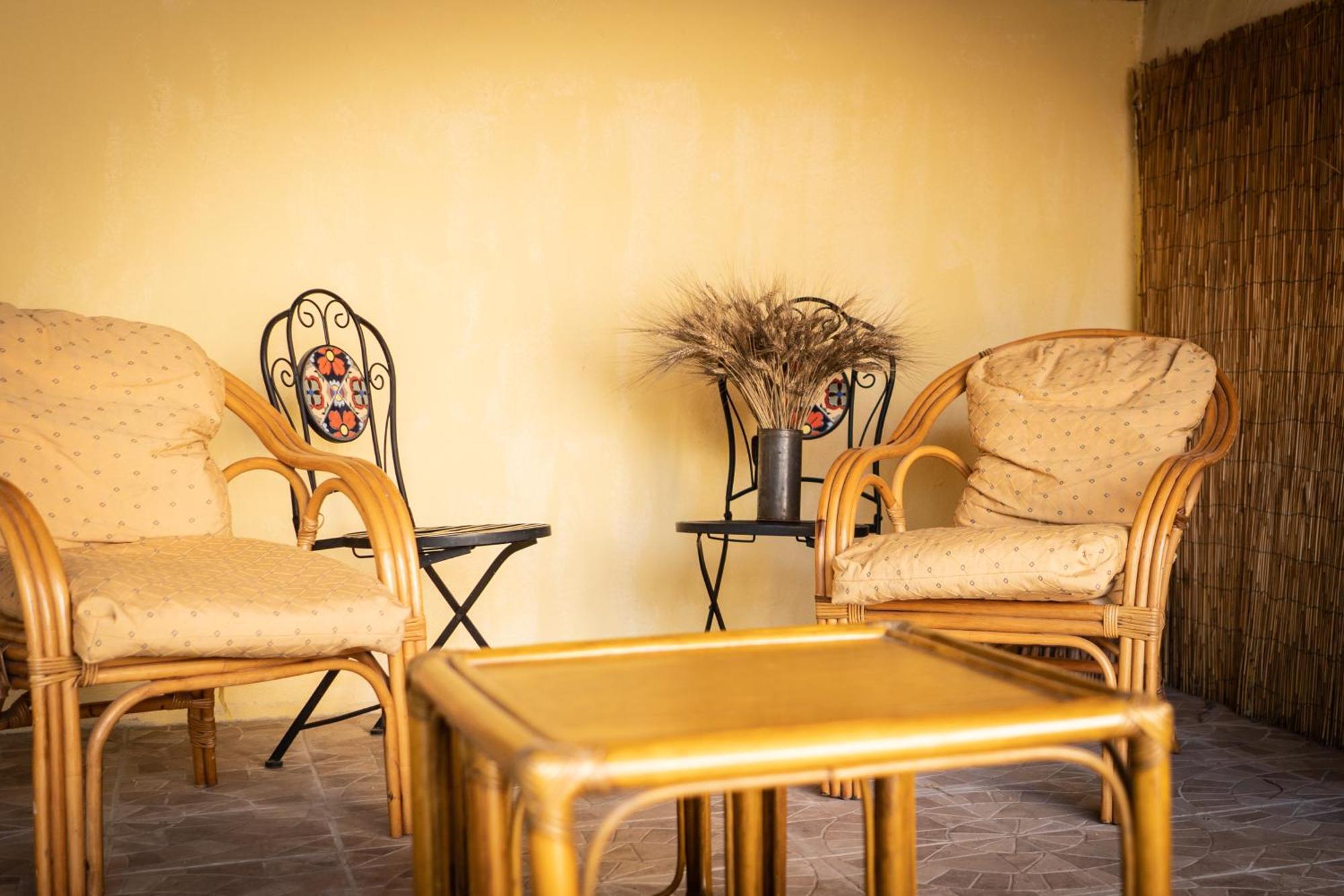Musei Sa Domu De Ladiri - Matrimoniale Con Giardino B&B 외부 사진